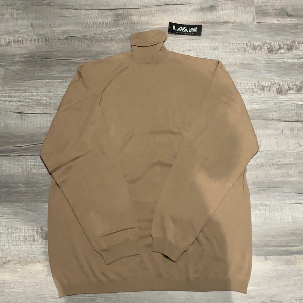 Lavane turtleneck size 3XT color tan